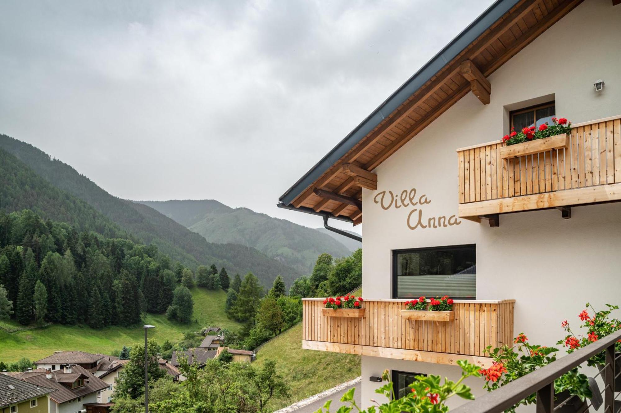 Villa Anna Villnoess San Pietro  Exterior photo